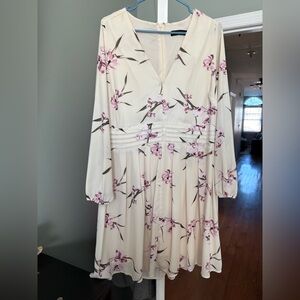 Fashion to Figure Size 0 Crème Floral Dress
